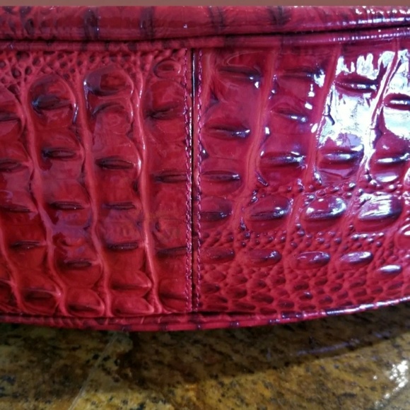 Brahmin shiny red bag with matching wallet - Picture 5 of 8